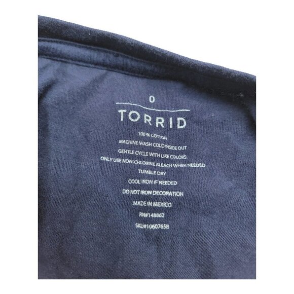 Torrid Shirt Womens Size 0 Not Interested Scoop Tee Navy Blue White Lettering - Picture 5 of 7